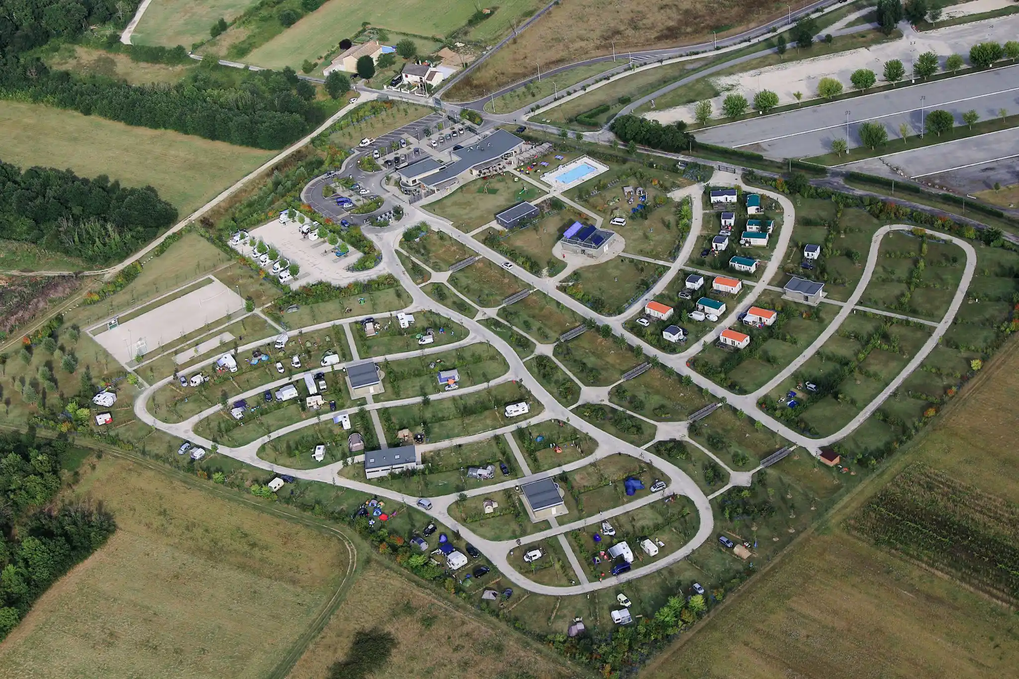 Luftaufnahme Campingplatz BAV Le Plan dEau Charente